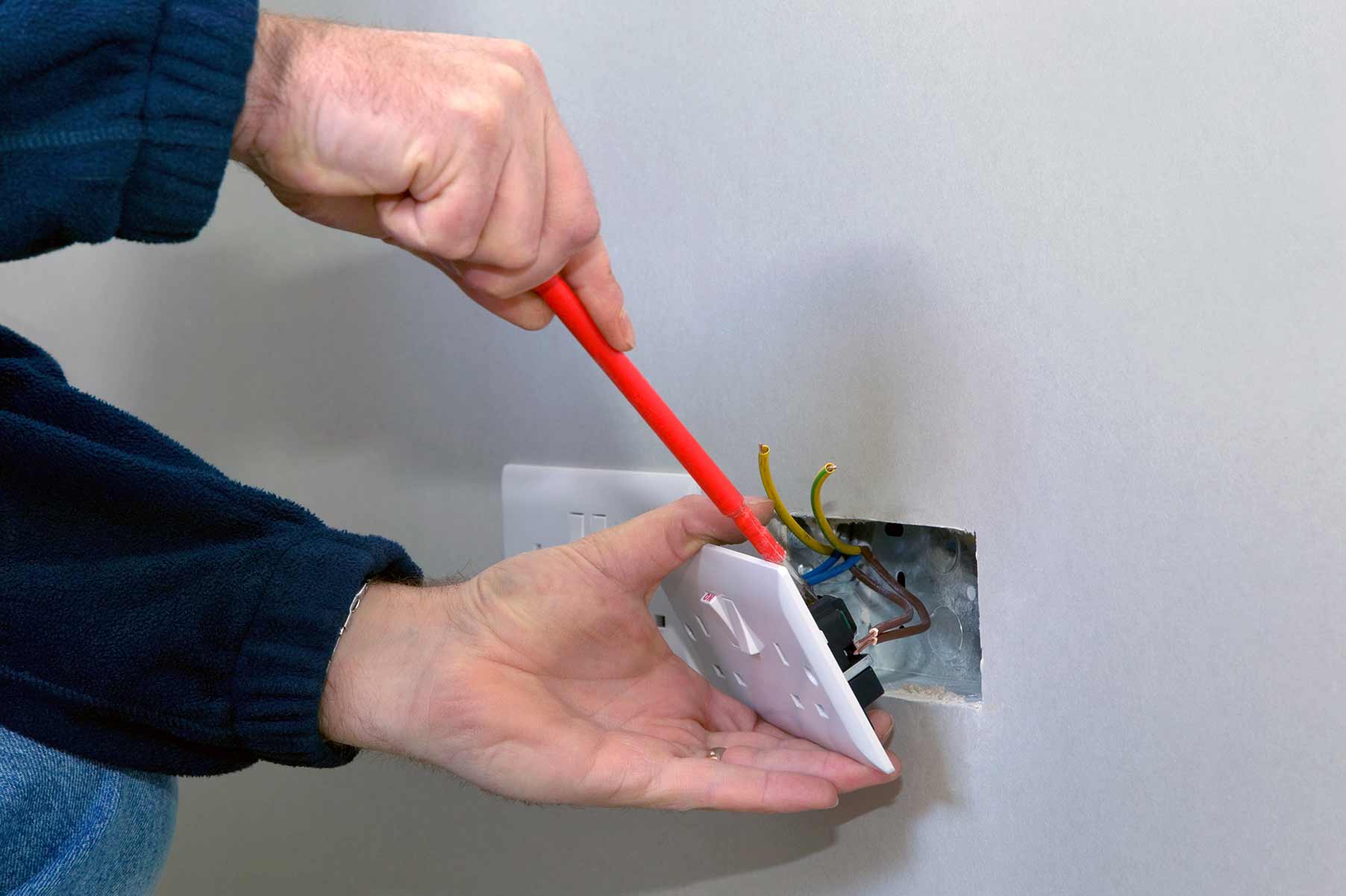 Our electricians can install plug sockets for domestic and commercial proeprties in Cheadle Hulme and the local area. 